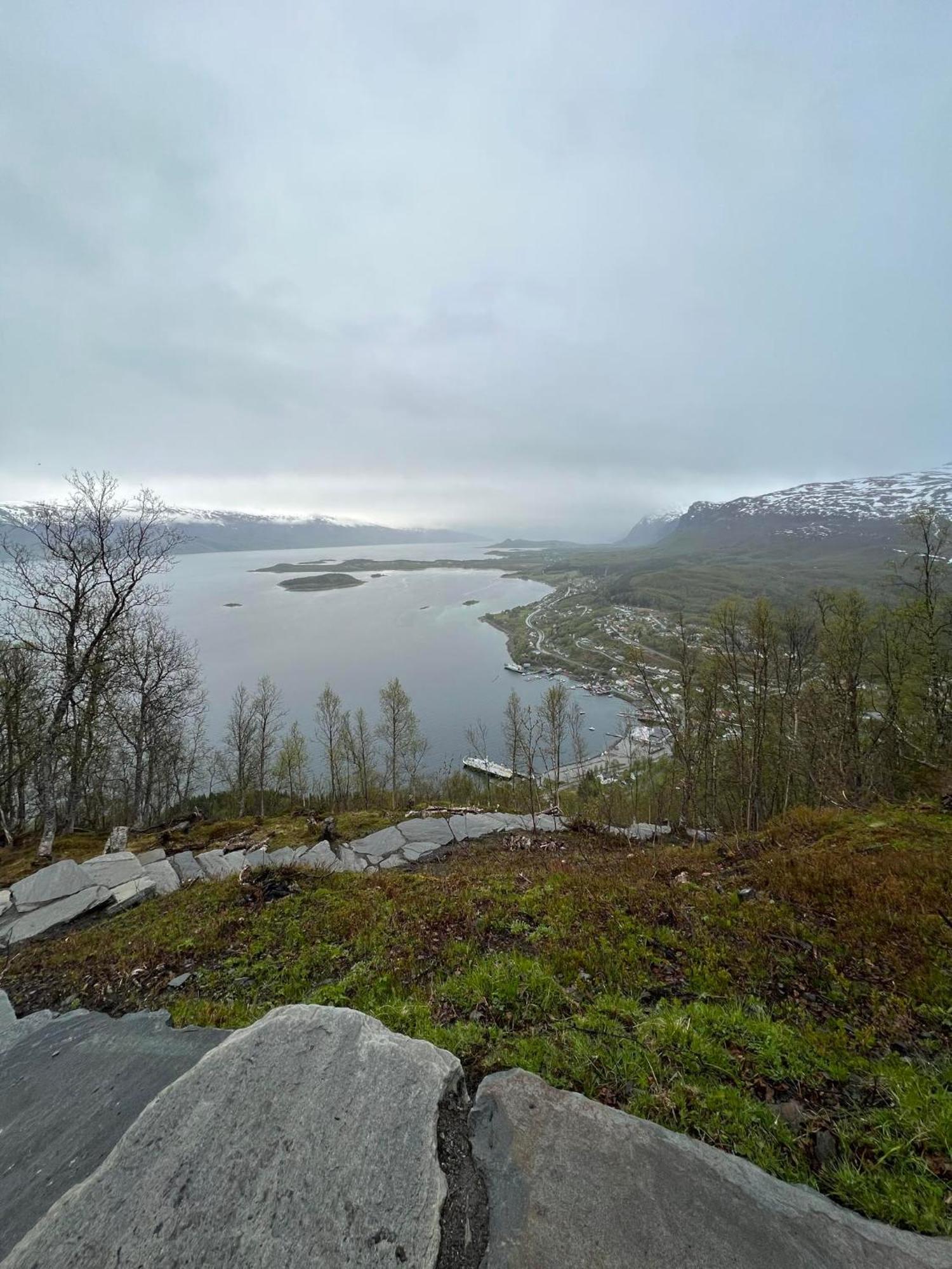 Lyngen Apartments Lyngseidet Luaran gambar
