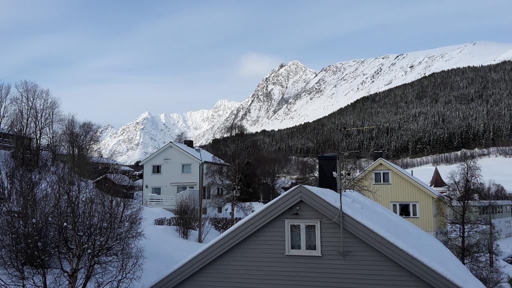 Lyngen Apartments Lyngseidet Bilik gambar